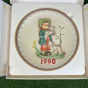 Vintage 1990 M.J. Hummel 20th Annual Collector Plate Shepherds Boy in Box